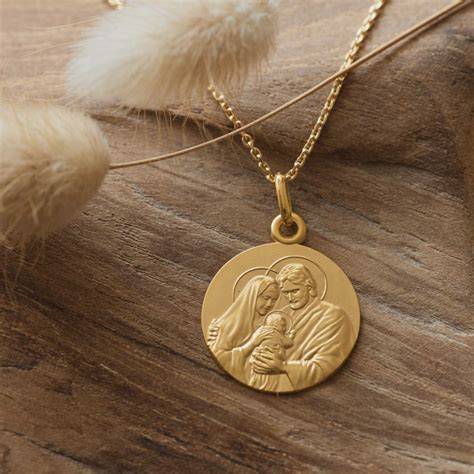 bijou gourmette et médaille baptême