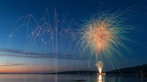 feux d'artifice sur la baie des lecques
