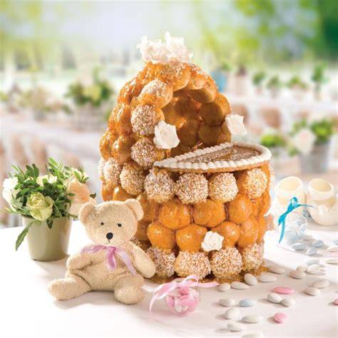 illustration croquembouche berceau choux nougatine