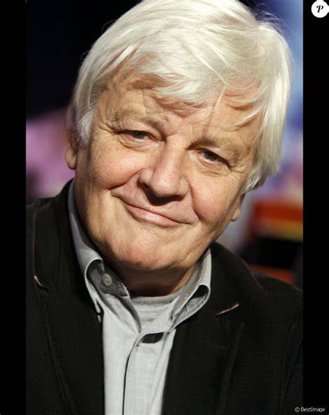 portrait de Jacques Perrin et parcours artistique