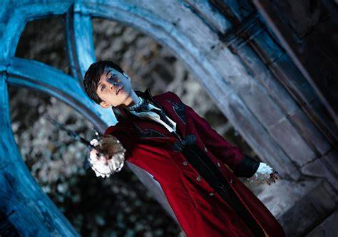 Cosplay inspiration vampire aristocrat look
