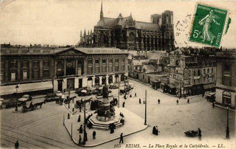 Perspective cathédrale et place Royale à Reims (puissance visuelle du cœur historique)