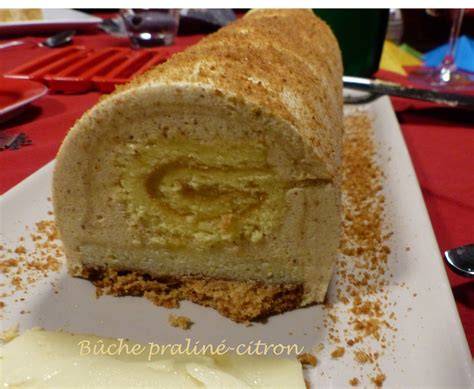 image bûche praline aspect croquant