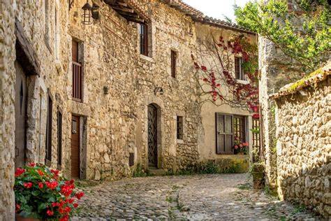 Ruelles pavées de La Roque-sur-Cèze
