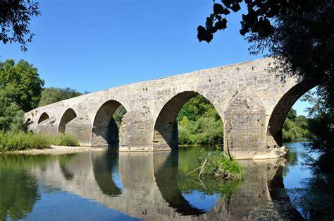 Pont Charles-Martel sur la Cèze