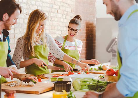 Groupe de participantes à un atelier cuisine