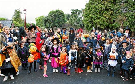 enfants déguisés Halloween aux Halles