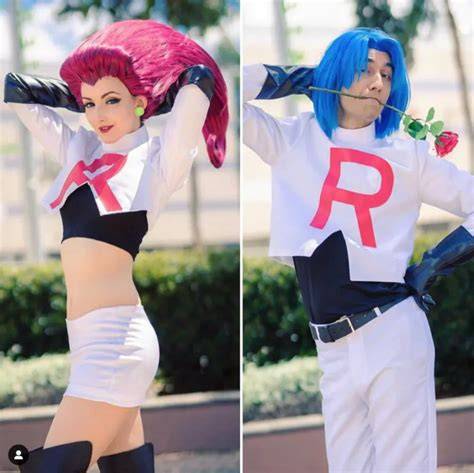 Jessie et James en cosplay Team Rocket