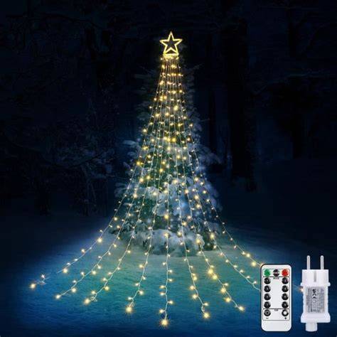 Rideau lumineux vertical sur sapin