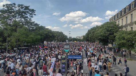 Manifestation syndicale du 1er mai à Paris