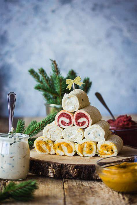 Petites bûchettes salées empilées en sapin
