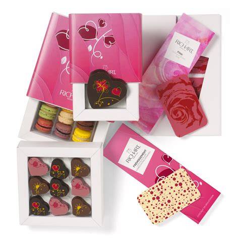 coffrets Saint-Valentin fleurs et chocolats