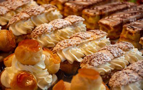 Mont-Blanc et pâtisseries françaises