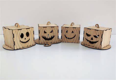 Lanternes Halloween citrouille découpées laser