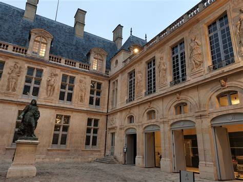 architecture marais carnavalet intérieurs