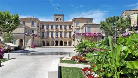 Château de Simiane à Valréas