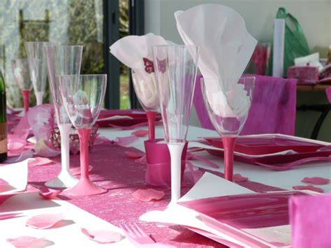 table de baptême fuchsia et parme