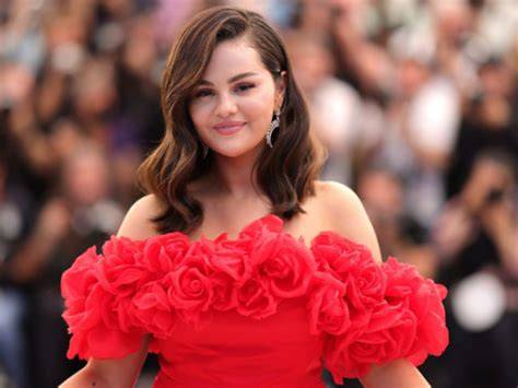 Selena Gomez Alice au pays merveilles