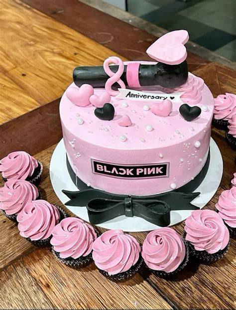 Gâteau anniversaire BLACKPINK décor comestible