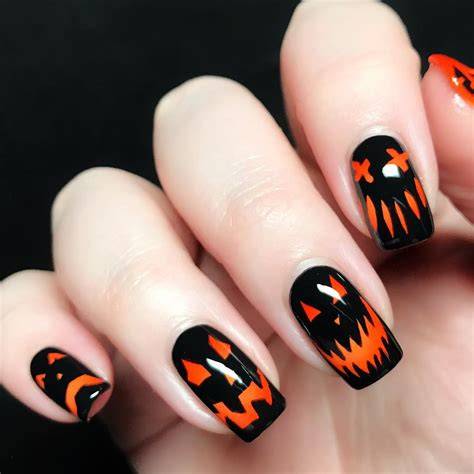 Ongles citrouille Halloween orange noir