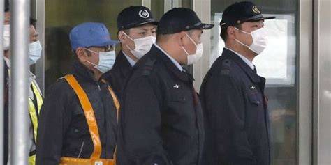 Sortie de Carlos Ghosn déguisé en ouvrier