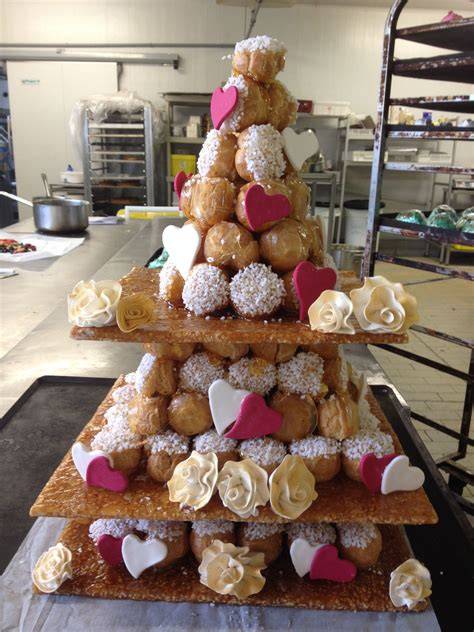 Pièce montée choux escarpin sac anniversaire