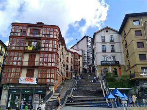 Casco Viejo de Bilbao animé le soir