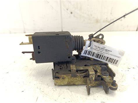serrure porte avant Citroën Saxo