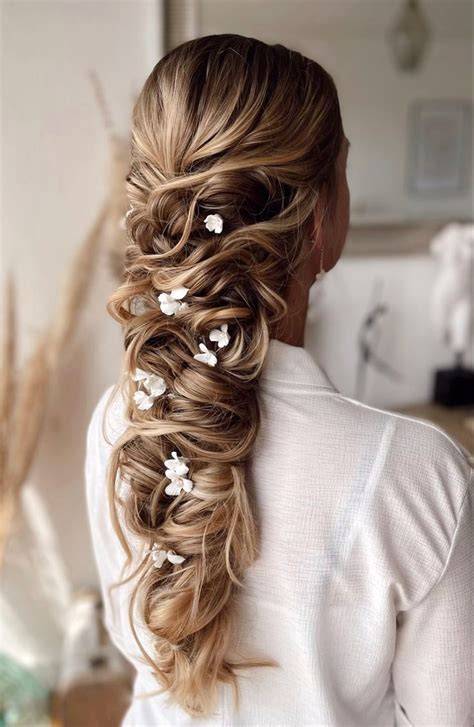 tresse cascade cheveux longs mariée