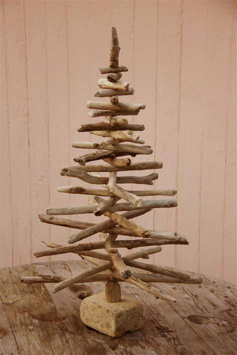 Sapin de Noël en bois flotté lumineux