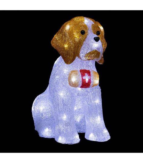 Chien sous guirlande lumineuse de Noël