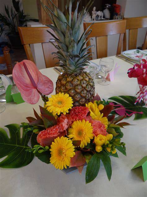 centre de table ananas fleurs