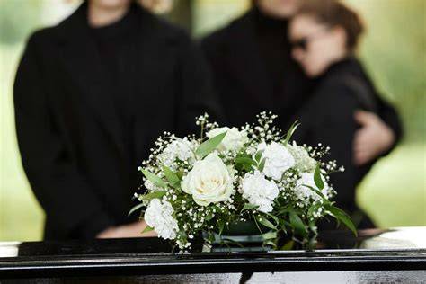 obsèques et rassemblement autour de la famille Cotillon
