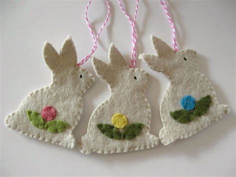 Lapin de Pâques en feutrine