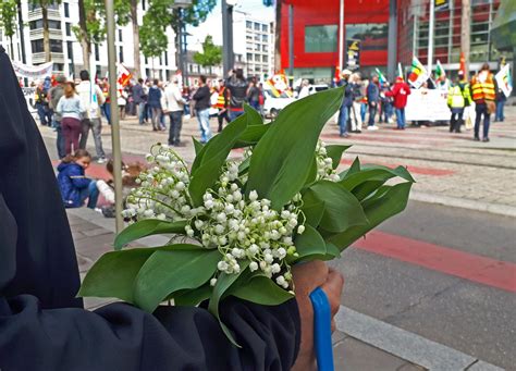 Vente de muguet le 1er mai