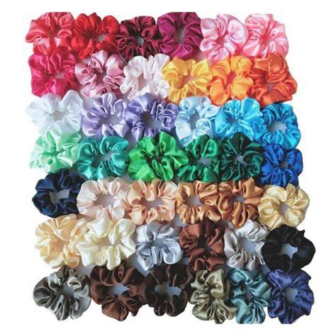 Accessoires cheveux en satin coloré