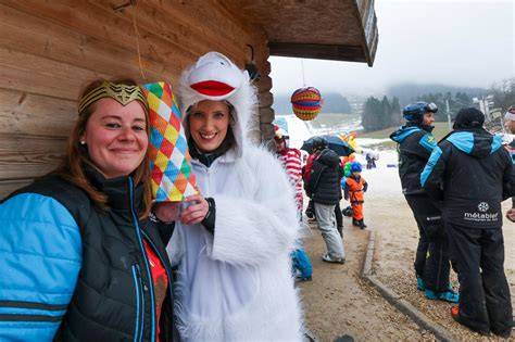 Animateur enfants carnaval station ski
