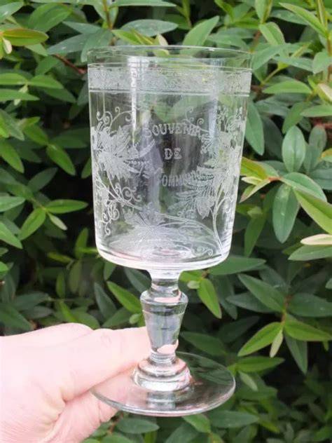 Verre de communion gravé en cristal