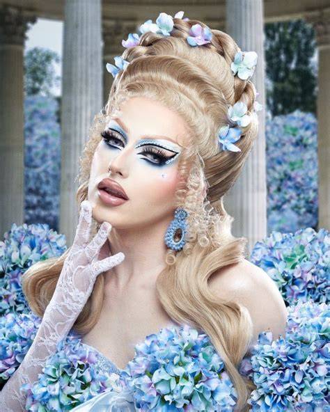 Maquillage drag queen perruque costume
