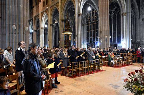 messe de minuit dans église béarnaise