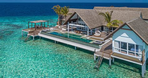 Villa sur pilotis aux Maldives
