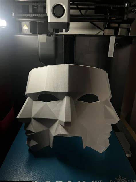 Masque géométrique Three Faces of Fear