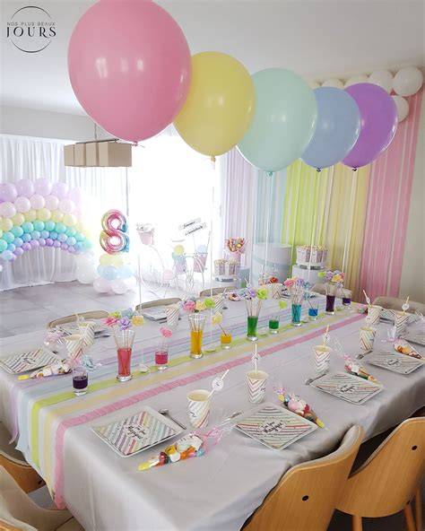 Décoration anniversaire licorne arc-en-ciel