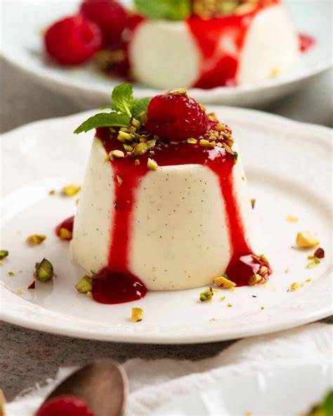 dessert panna cotta fêtes visuel élégant