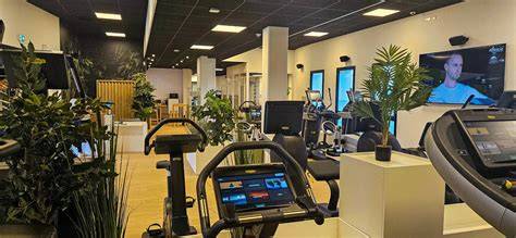 équipements de cardio et musculation modernes
