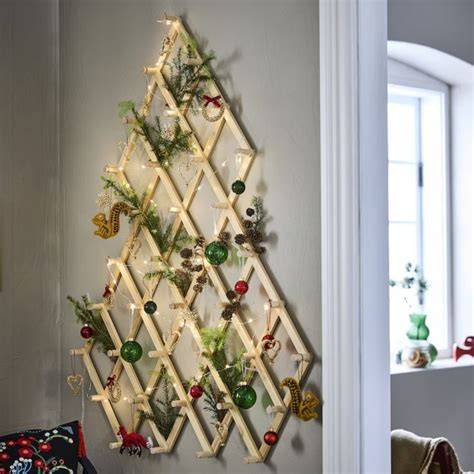 sapin mural bambou IKEA décoré
