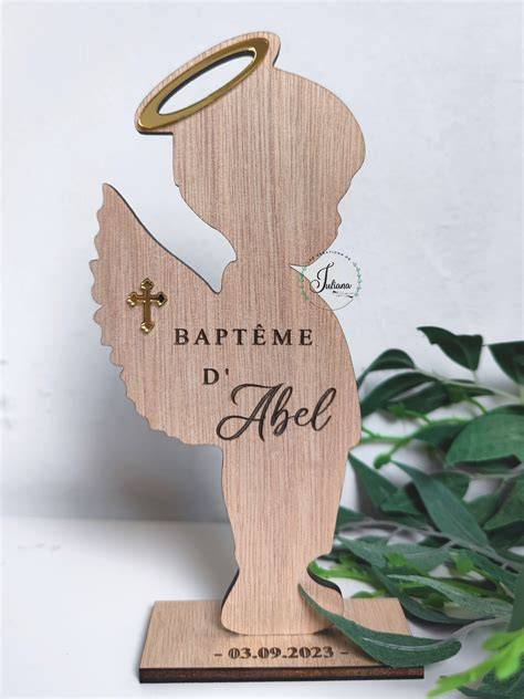 Motif ange baptême à reporter sur calque