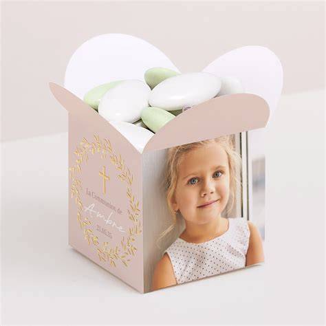 Personnalisation dorée boîte communion