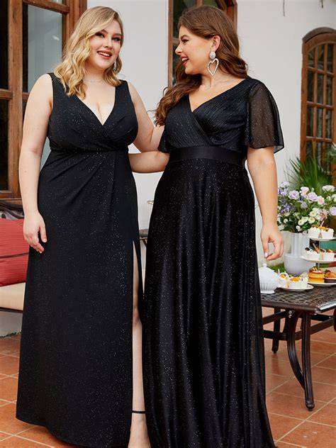 Silhouettes grande taille en robes longues de cérémonie