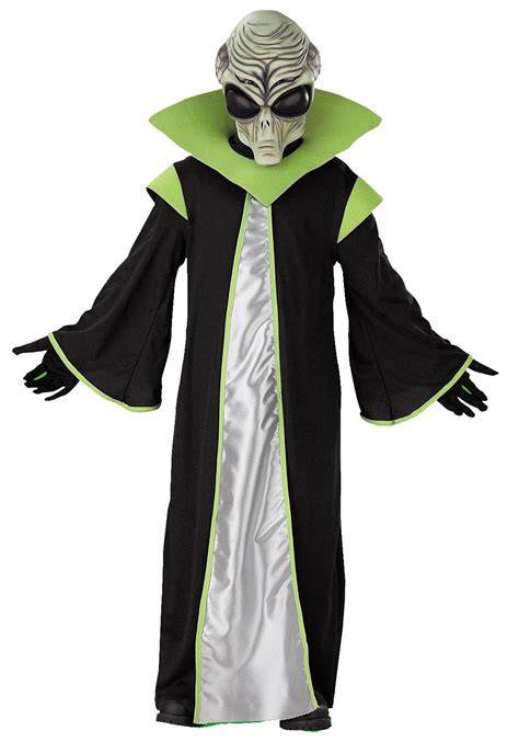 costume alien gris robe noire masque